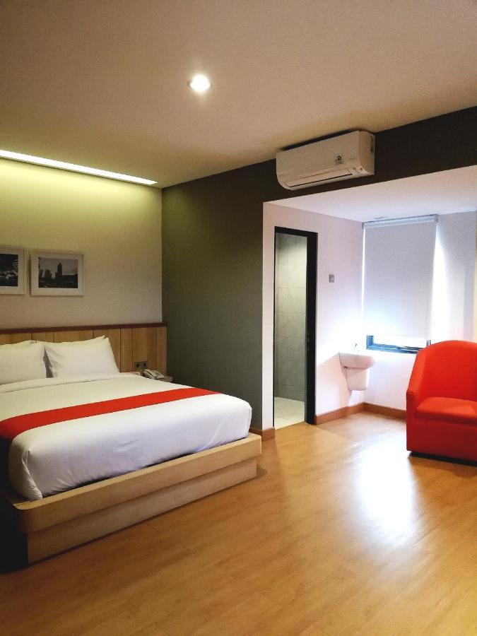 The Nyaman Motel Jacarta Exterior foto